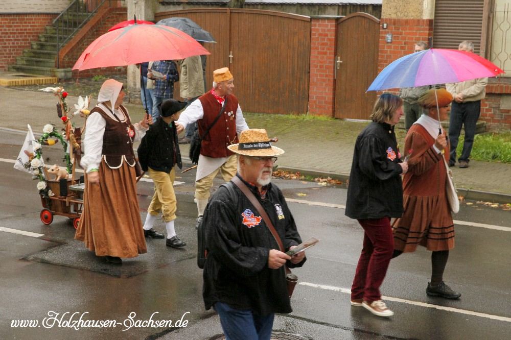 Festumzugteilnehmer vom Bratwurstmuseum aus Holzhausen in Thringen