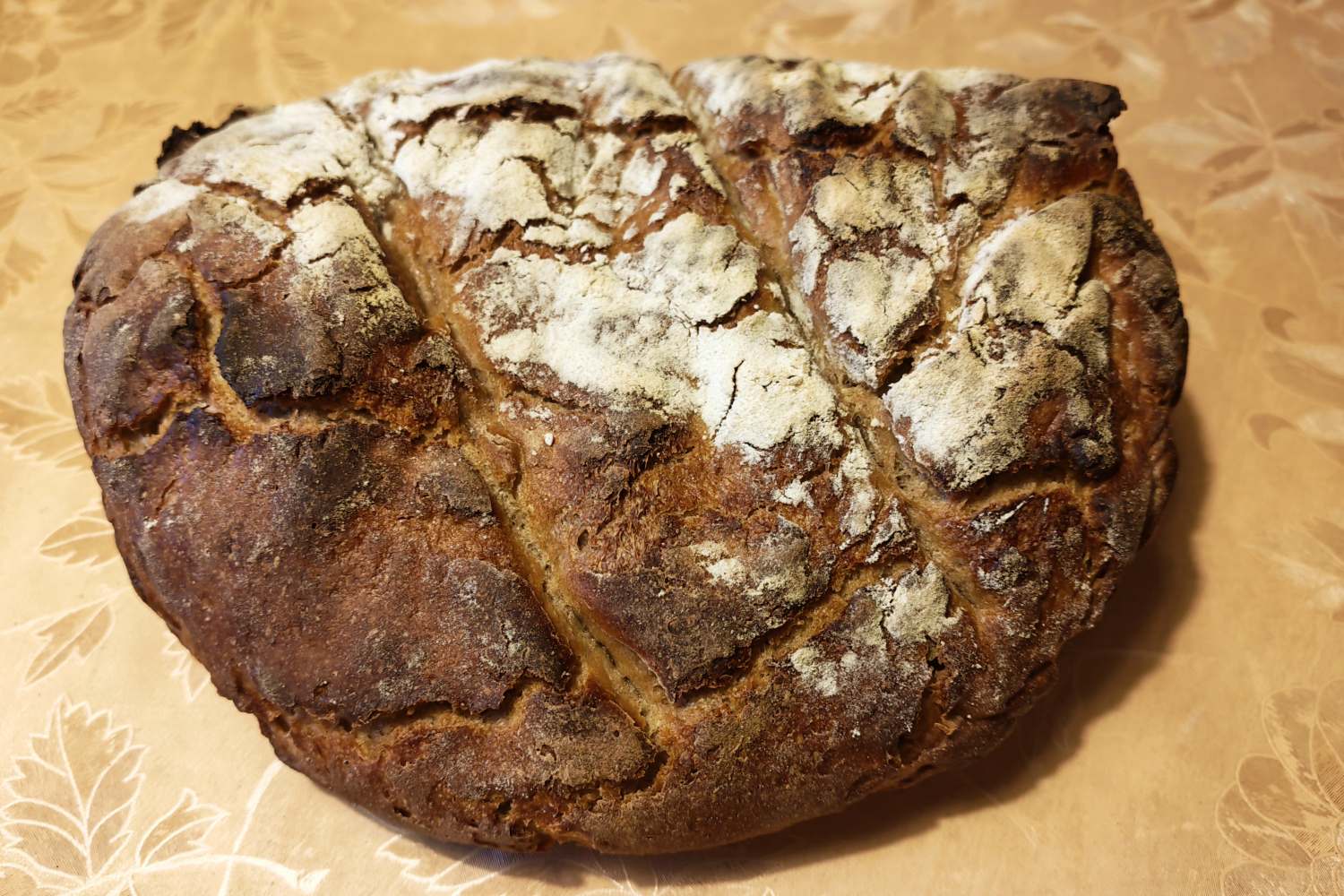 Sauerteig Roggenbrot Oberseite